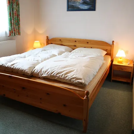 Appartement In Near Slopes Flachau