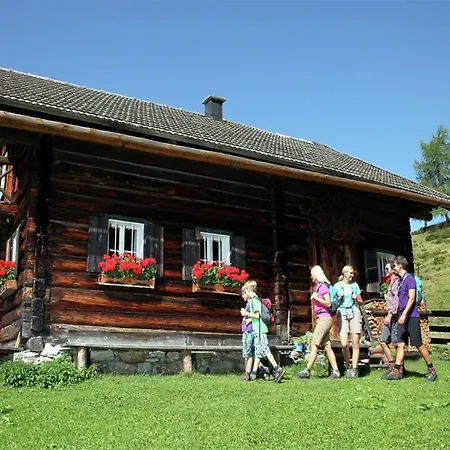 In Near Slopes * Flachau